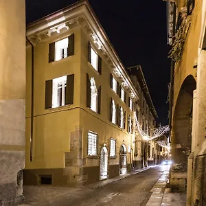 Residenza Palazzo Brenzoni Апартаменты